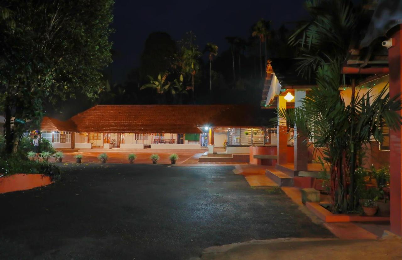 Kudajadri Drizzle Homestay Kaniyāmbetta Exterior foto