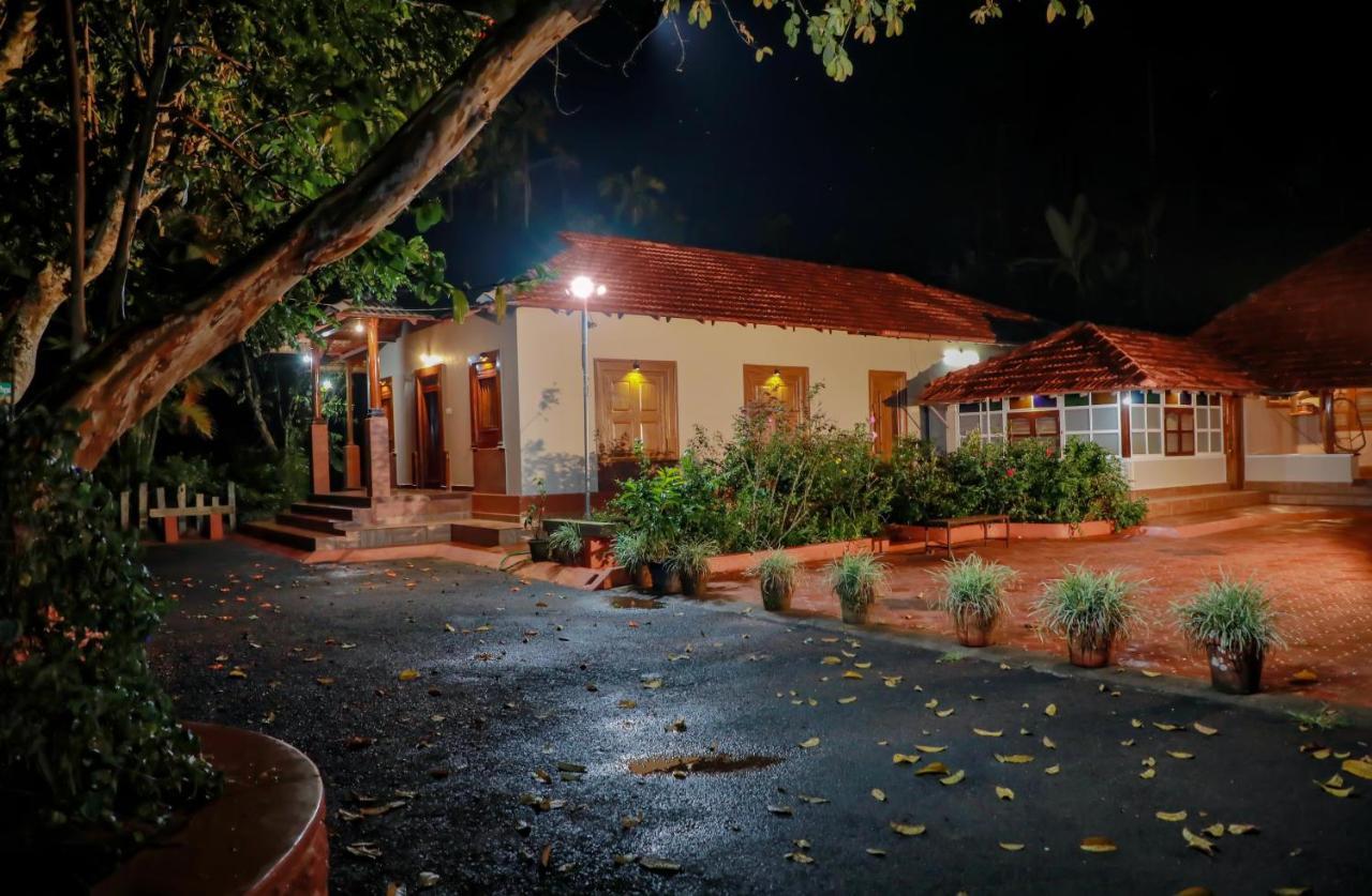 Kudajadri Drizzle Homestay Kaniyāmbetta Exterior foto