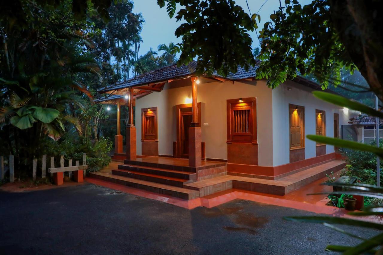 Kudajadri Drizzle Homestay Kaniyāmbetta Exterior foto