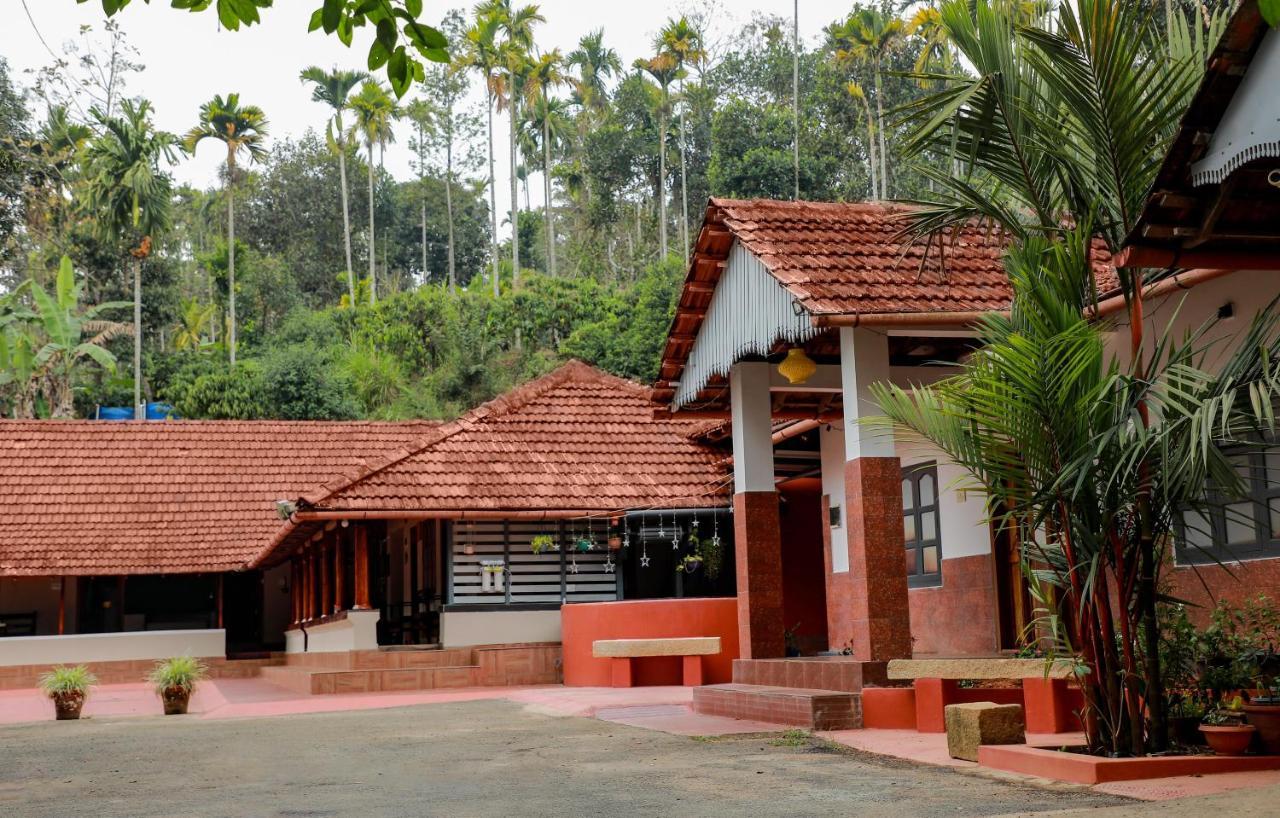 Kudajadri Drizzle Homestay Kaniyāmbetta Exterior foto