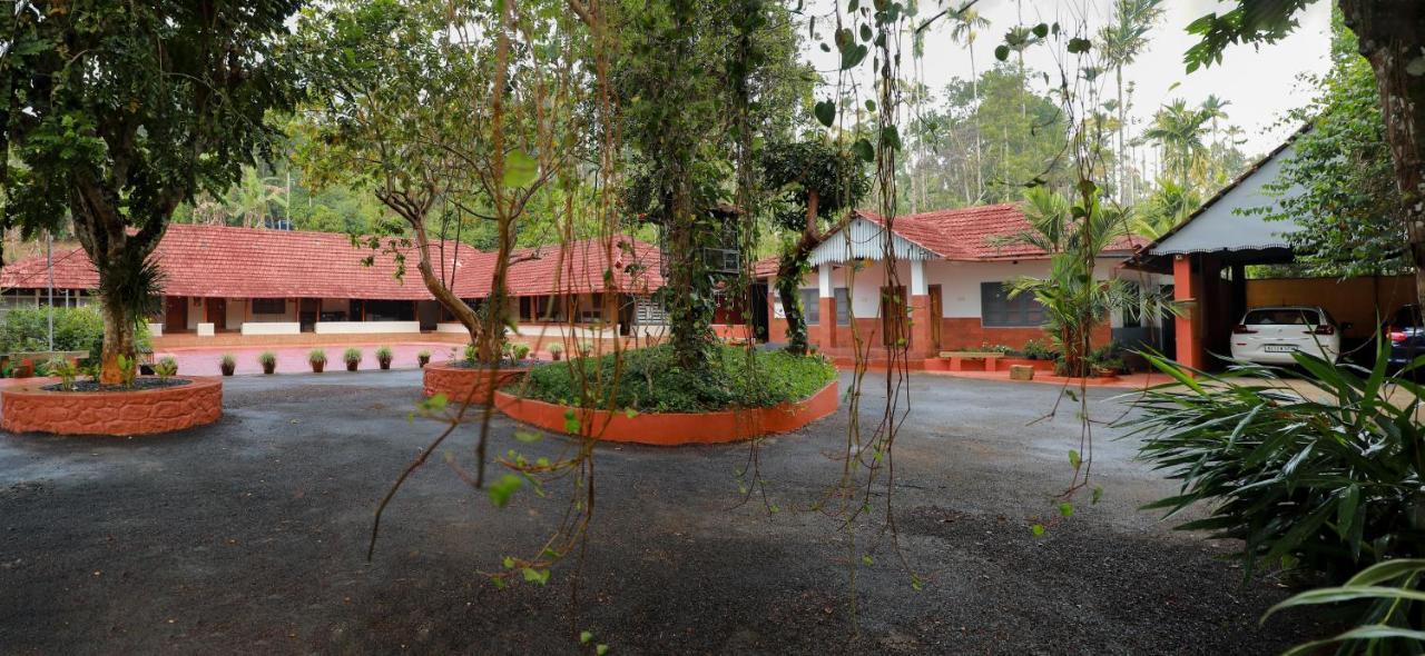 Kudajadri Drizzle Homestay Kaniyāmbetta Exterior foto