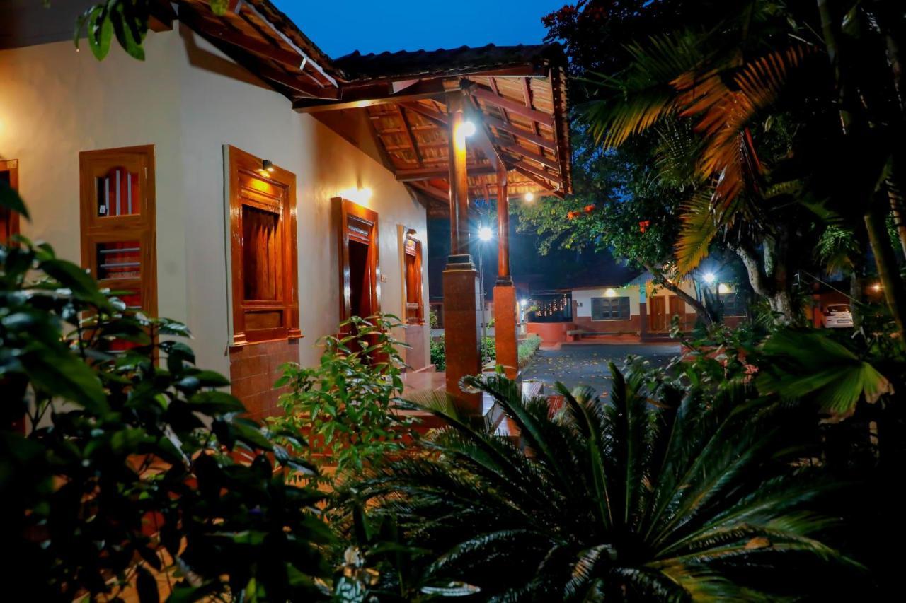 Kudajadri Drizzle Homestay Kaniyāmbetta Exterior foto